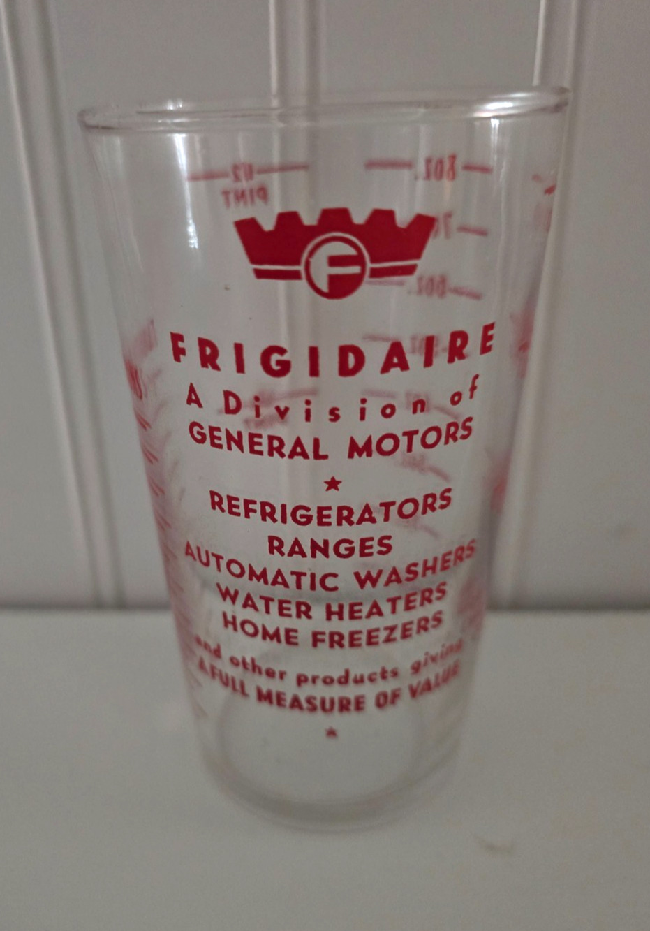 Vintage 1950's Frigidaire 50's Promotional Glass Measuring Cup Red Letters